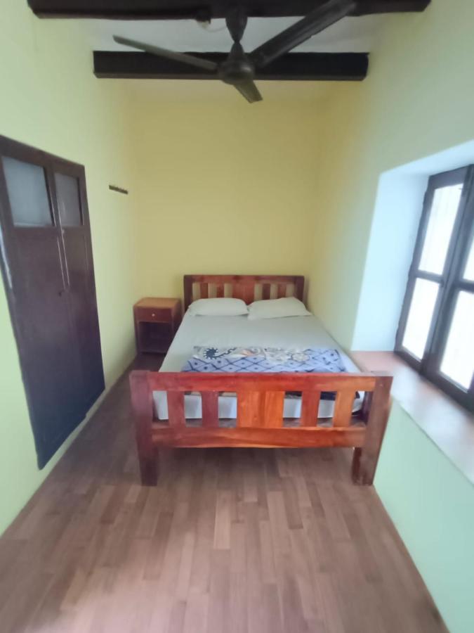 Sankardev Guest House D24 35 Варанасі Екстер'єр фото