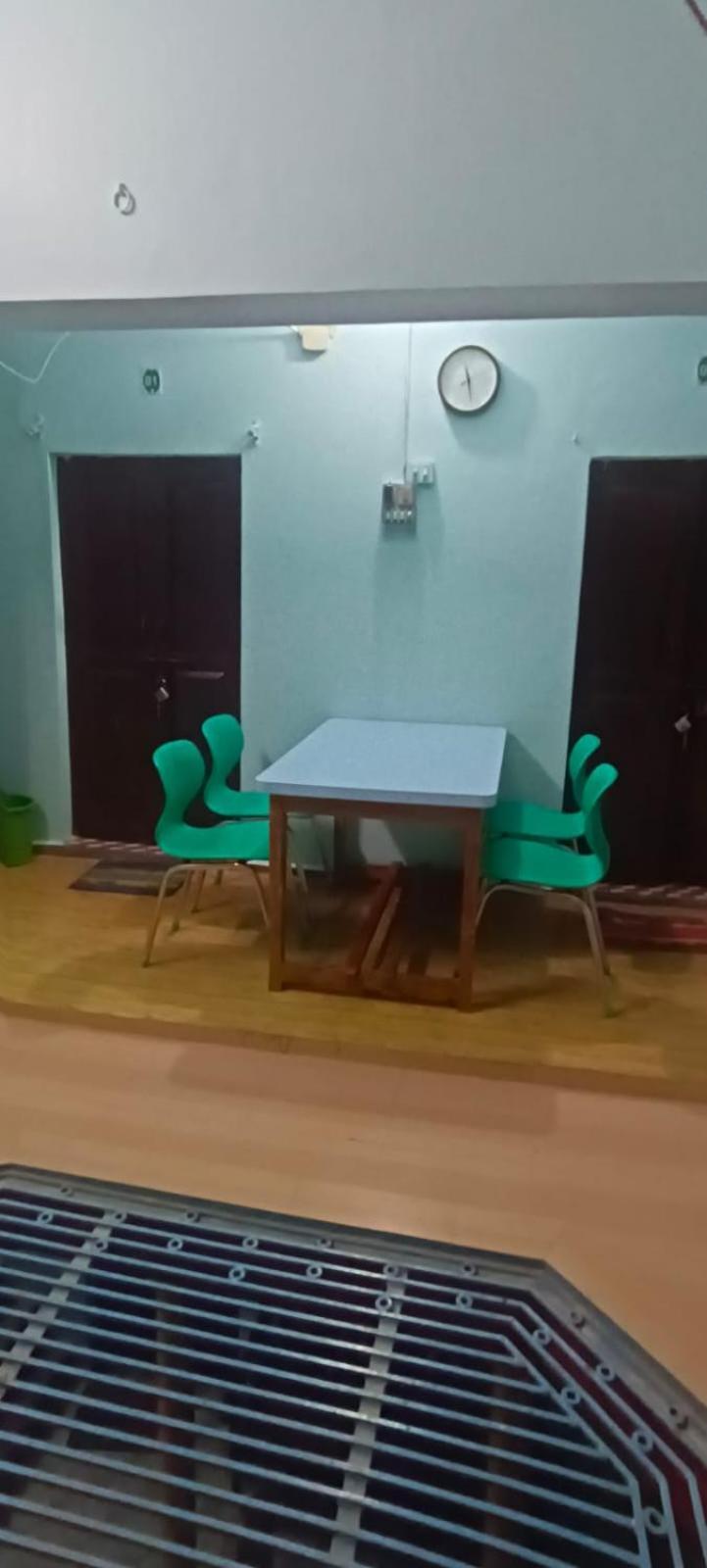 Sankardev Guest House D24 35 Варанасі Екстер'єр фото